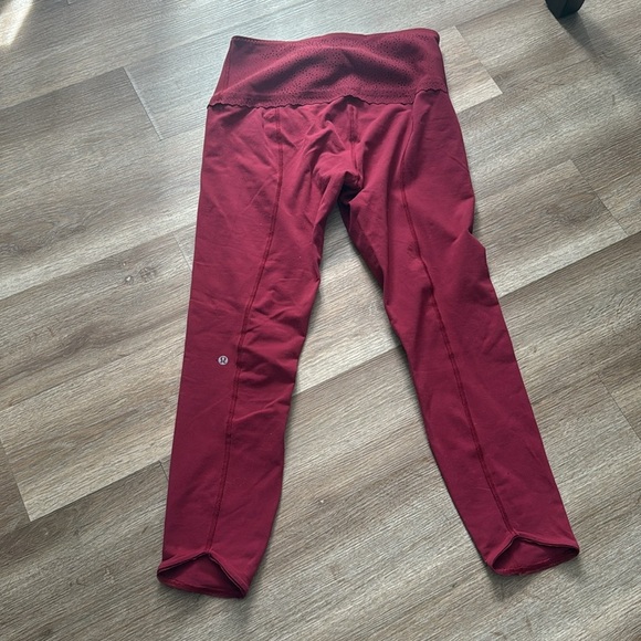 Lululemon leggings - Picture 4 of 5